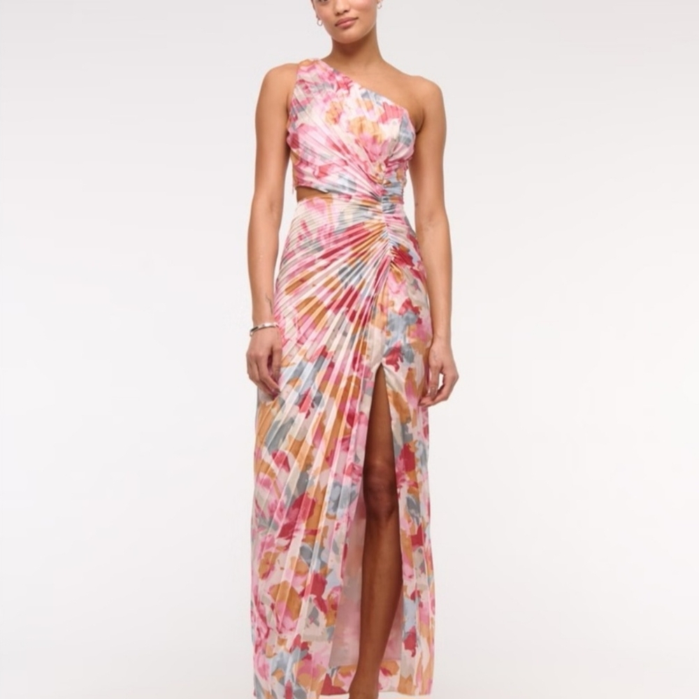 The A&F Giselle Pleated One-Shoulder Cutout Maxi Dress Floral - Never Worn